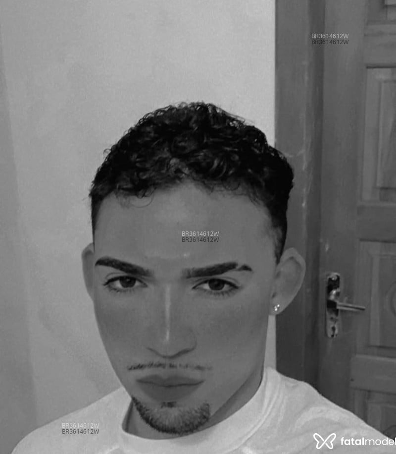 Acompanhante Gabriel - Feed