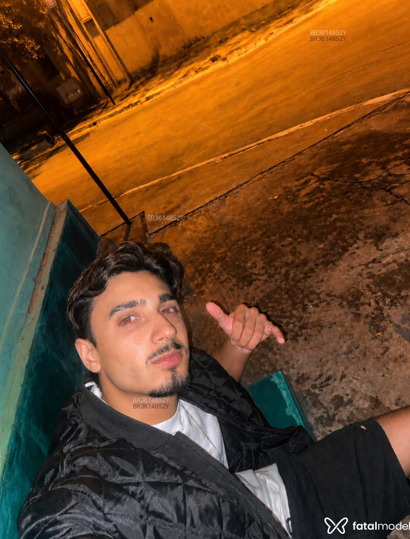 Acompanhante Nathan - Feed