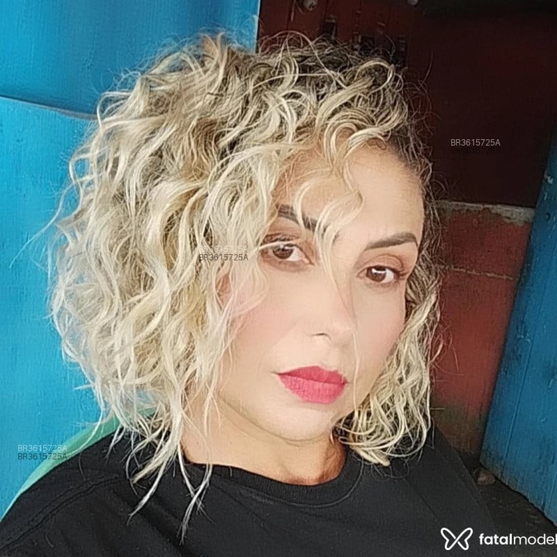 Acompanhante Luzia - Feed