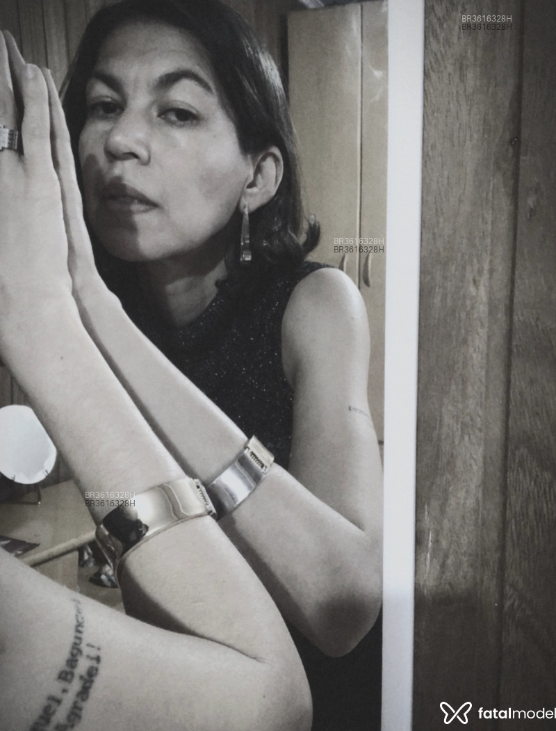 Acompanhante Betina - Feed