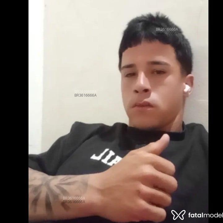 Acompanhante Teteuu - Feed