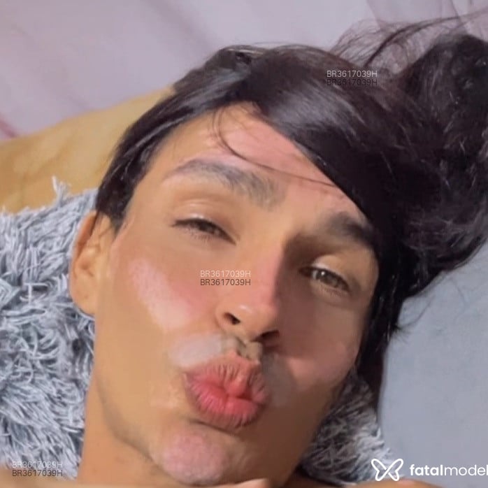 Acompanhante Kira Gomes - Feed