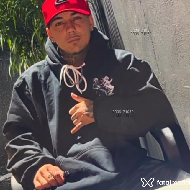 Acompanhante Cauã Vilela - Feed