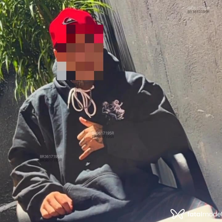 Acompanhante Cauã Vilela - Feed