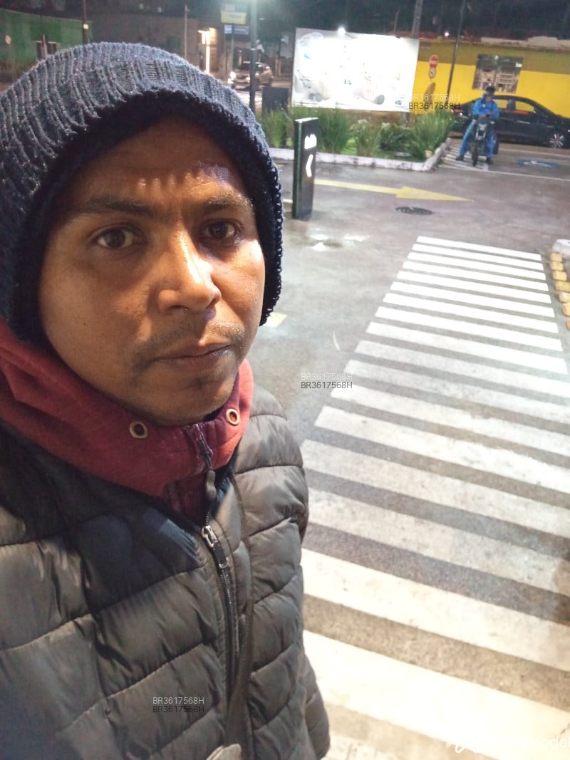 Acompanhante Roberto - Feed