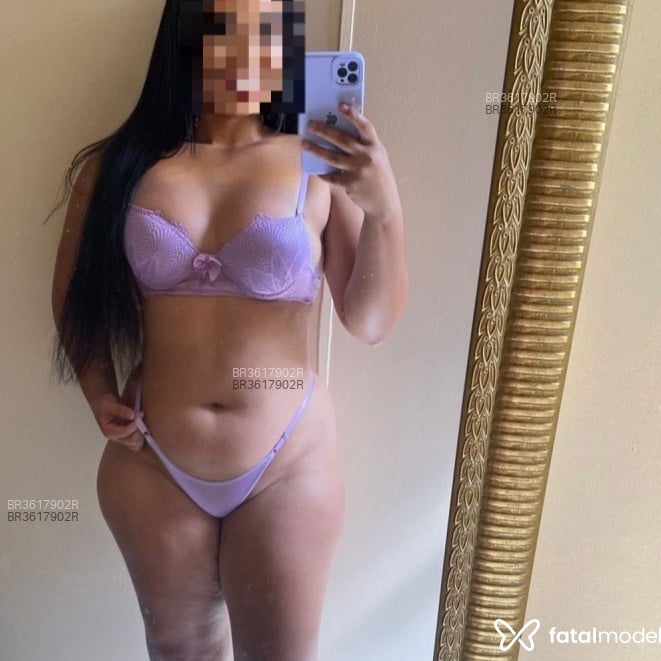 Acompanhante Larissa Ferreira - Feed