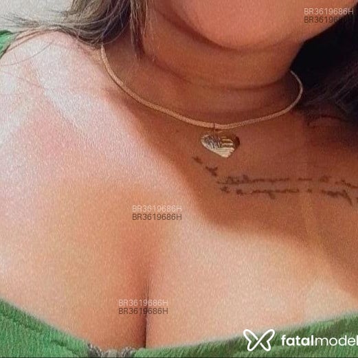 Acompanhante Melinda - Feed