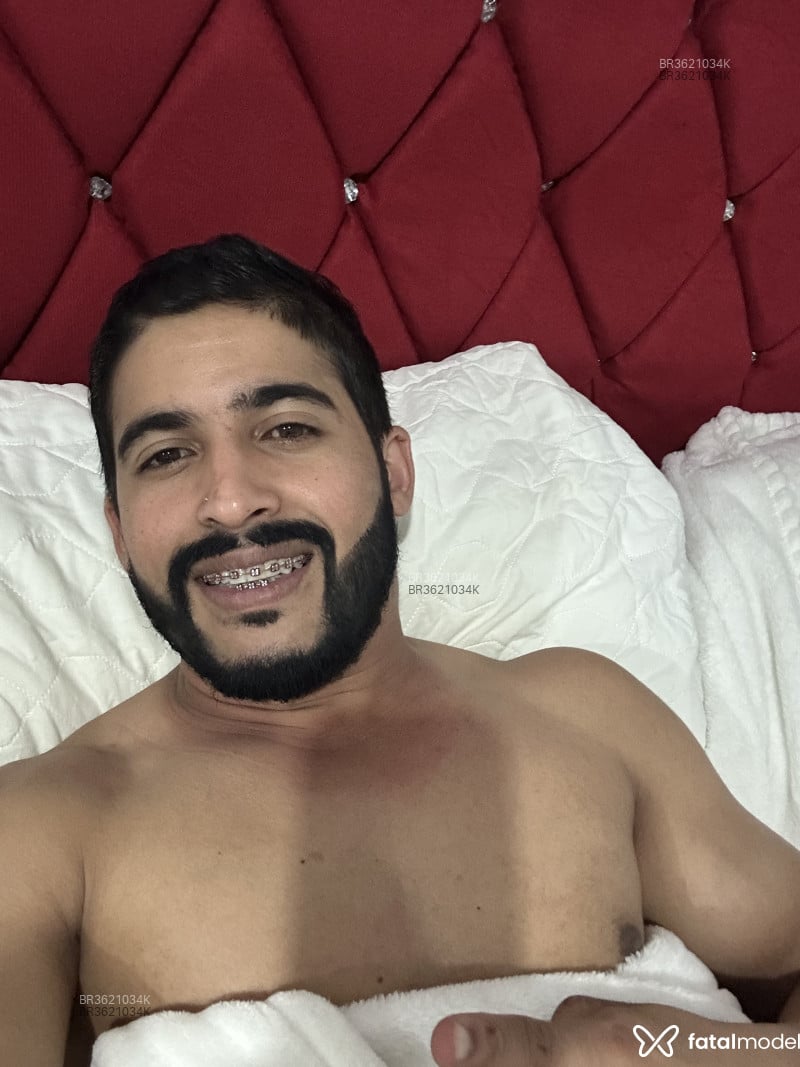 Acompanhante Tiago Silva - Feed