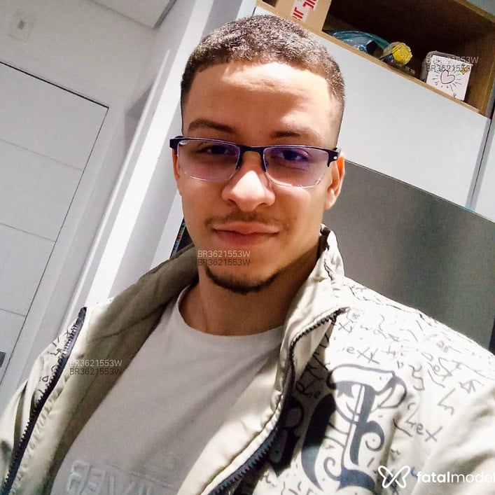 Acompanhante Juann - Feed