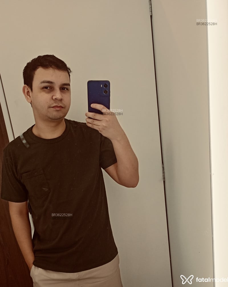Acompanhante Pedro - Feed