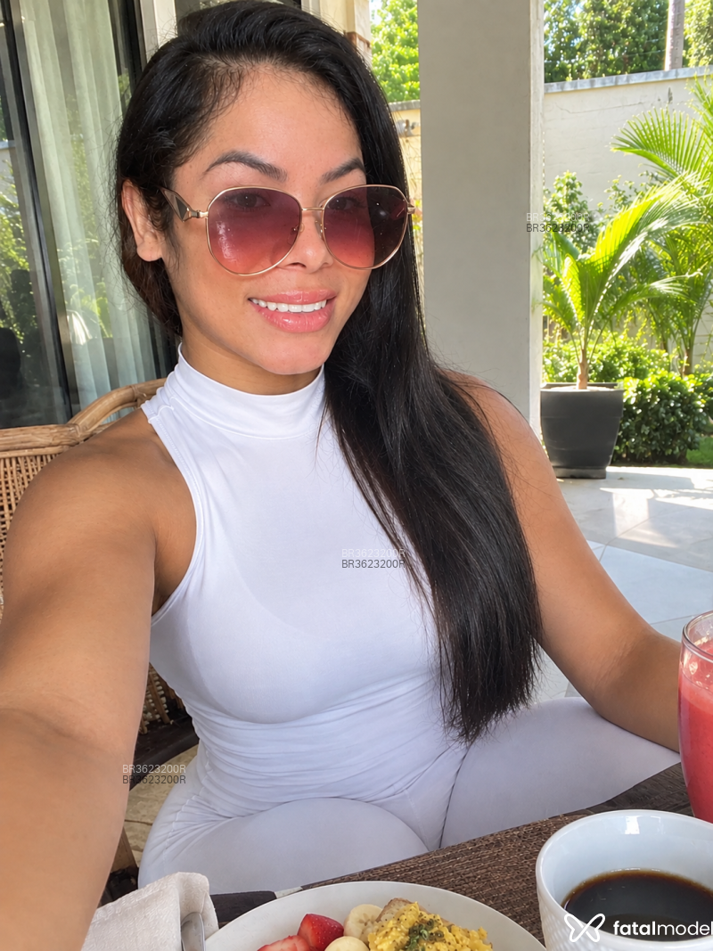 Acompanhante Anny Viriato - Feed