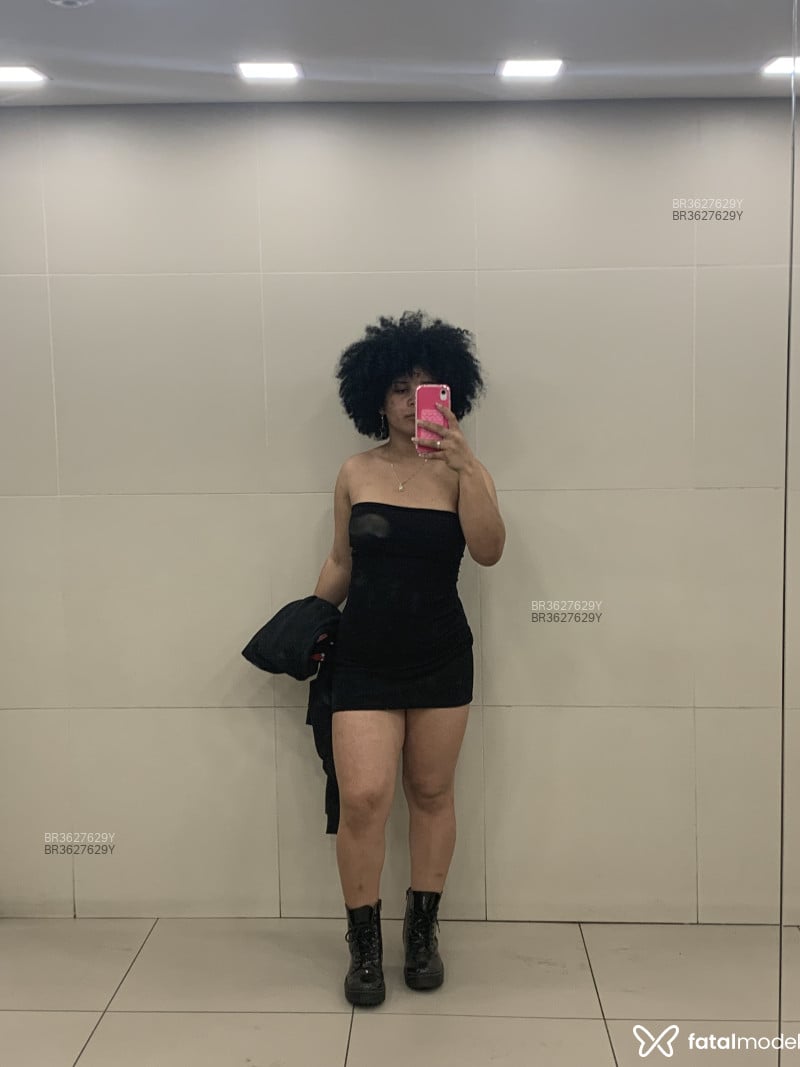Acompanhante Ema Pereira - Feed