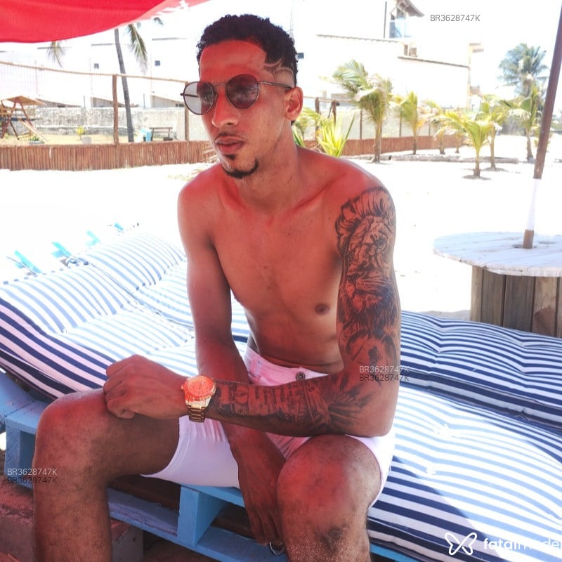 Acompanhante Preto Baiano - Feed