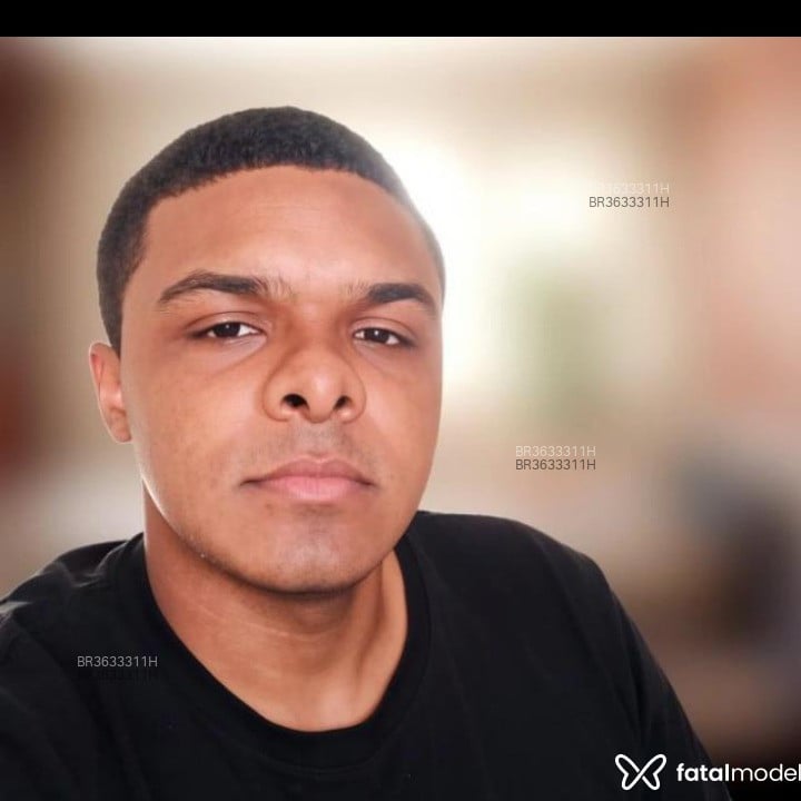 Acompanhante Henrique - Feed