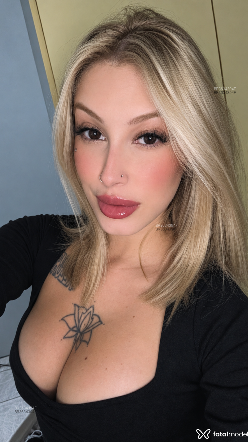 Acompanhante Laura - Feed