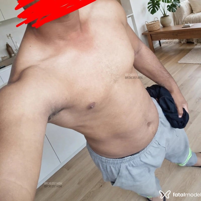 Acompanhante Carlos - Feed