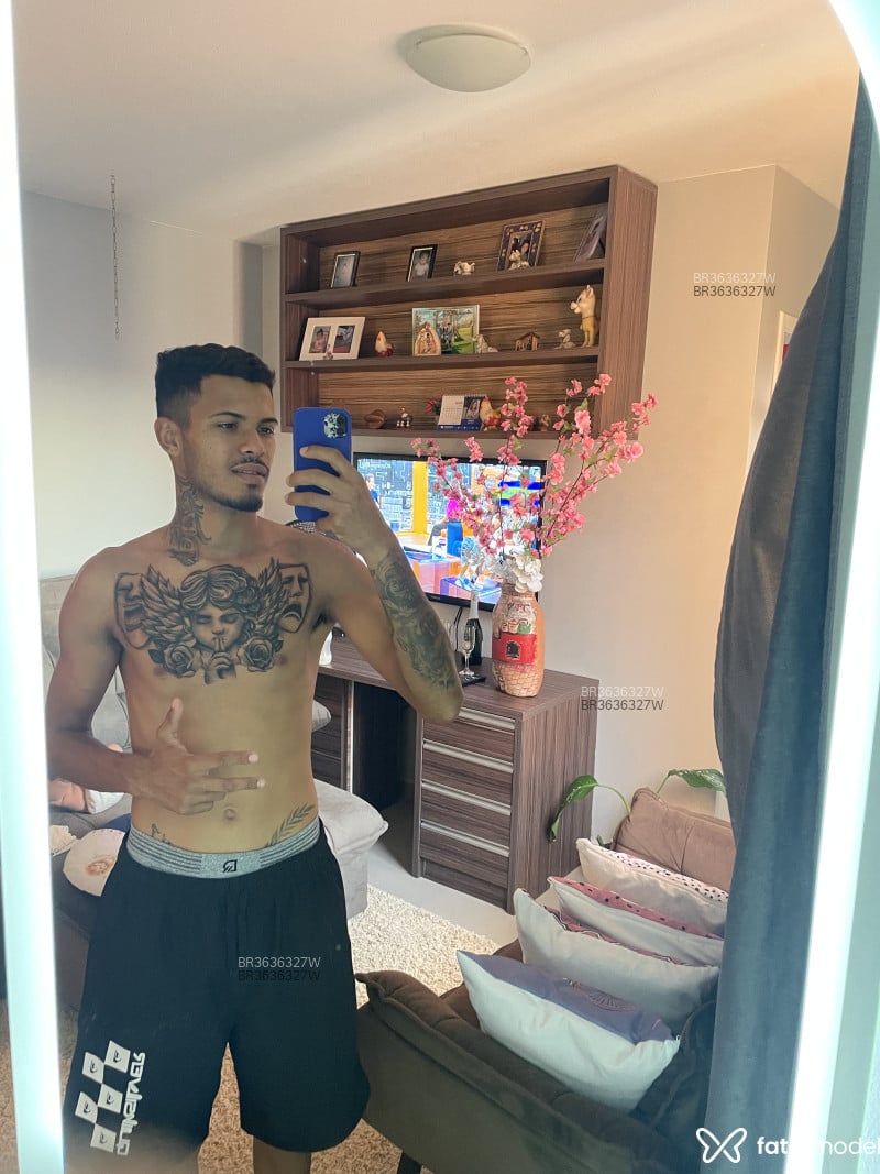 Acompanhante Thomas Saraiva - Feed