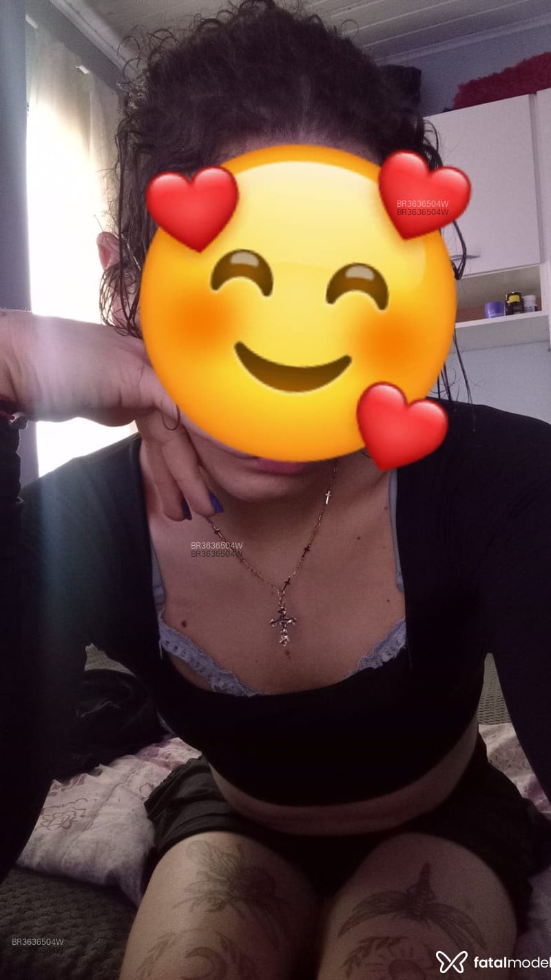 Acompanhante Joyllin - Feed