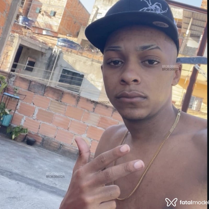 Acompanhante Arthur - Feed