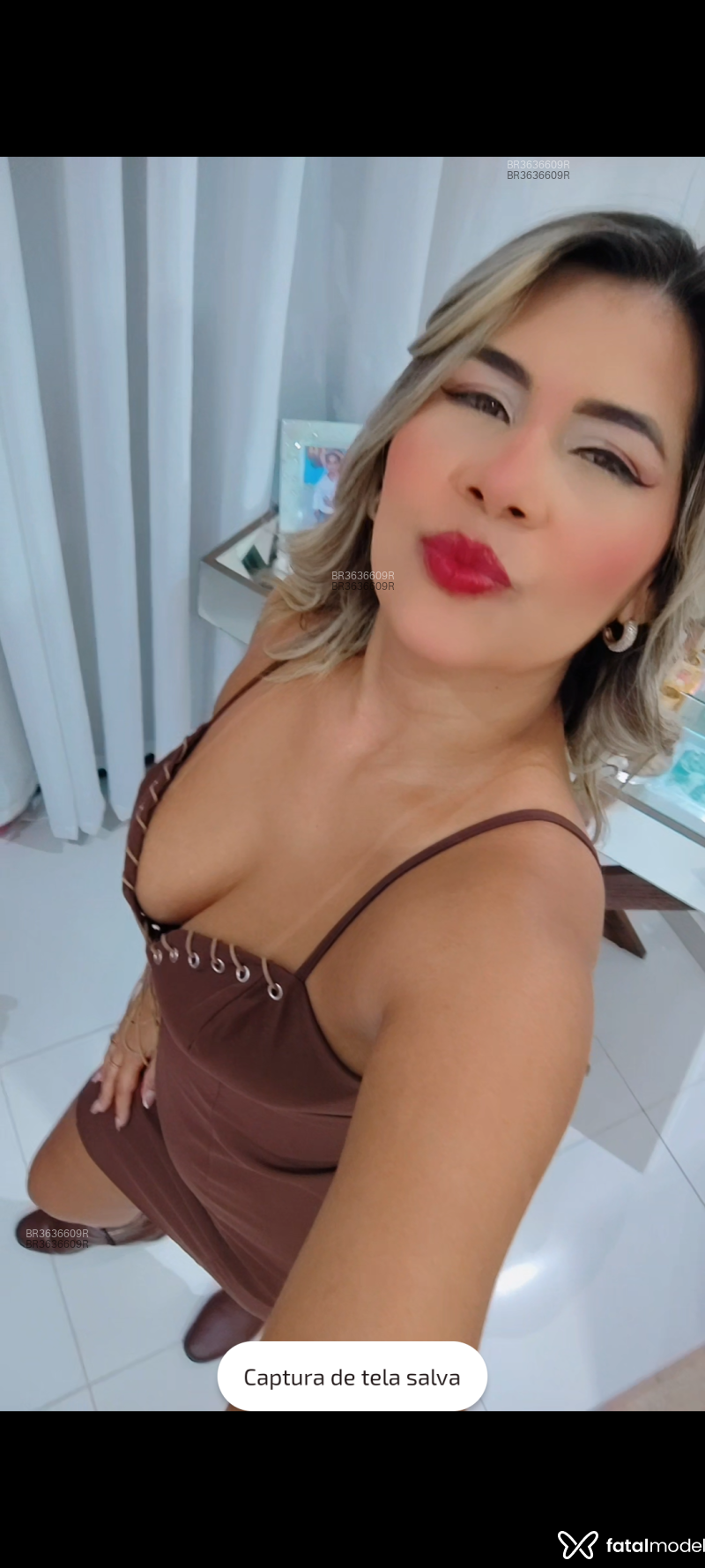 Acompanhante Carlinha - Feed