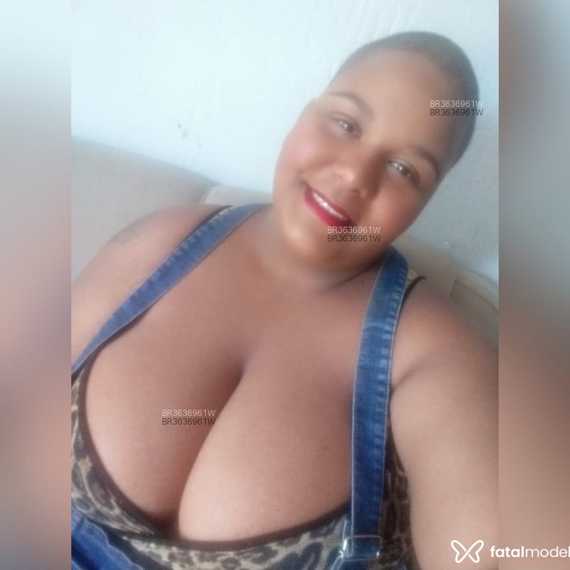 Acompanhante Helena - Feed