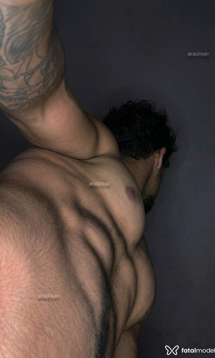 Acompanhante Pedro - Feed