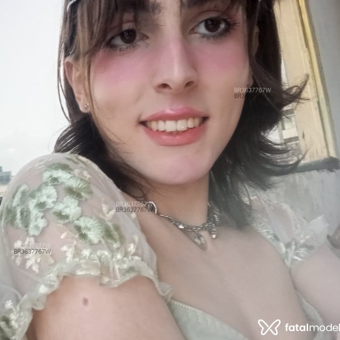 Acompanhante Luisa - Feed