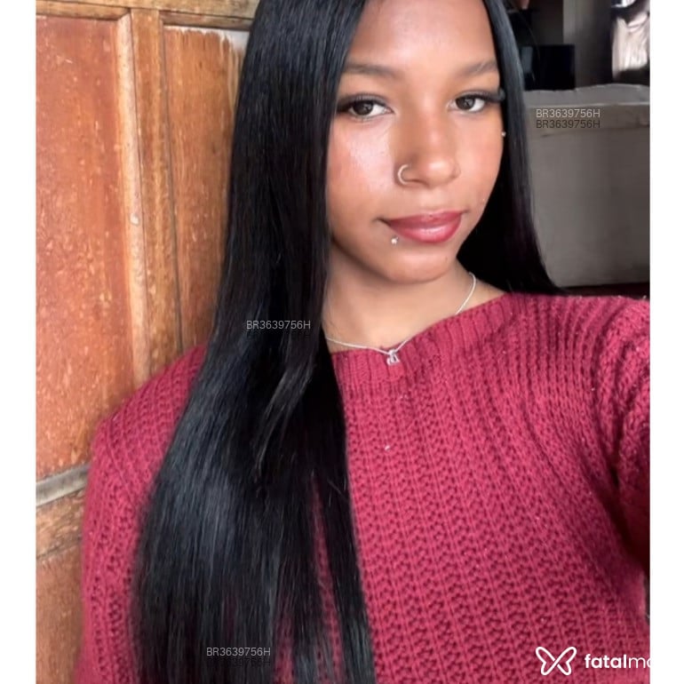 Acompanhante Preta Rara - Feed