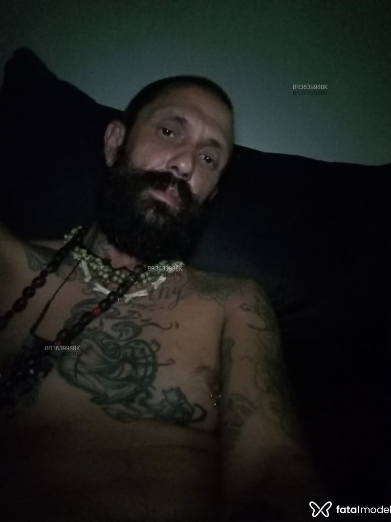 Acompanhante Sadman - Feed