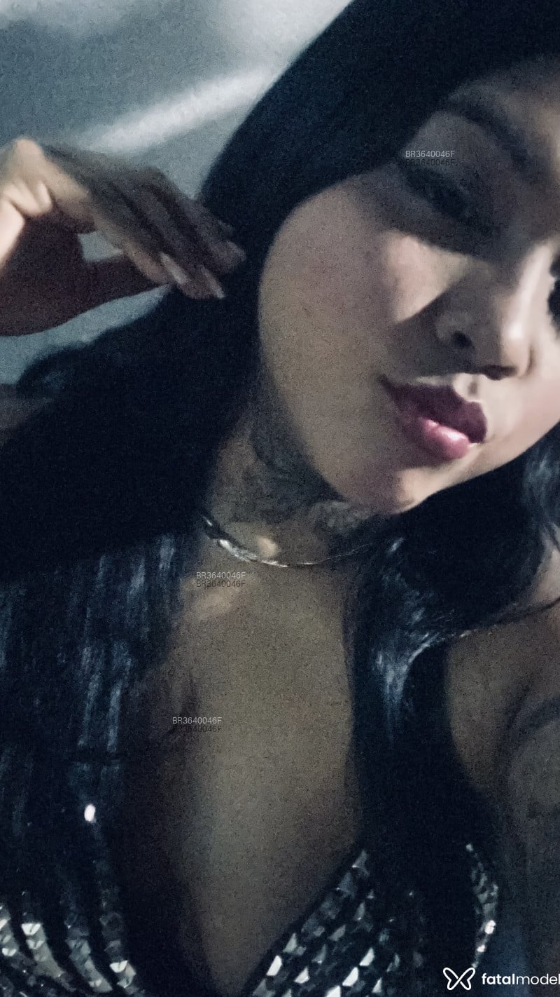 Acompanhante Tainá Kayy - Feed
