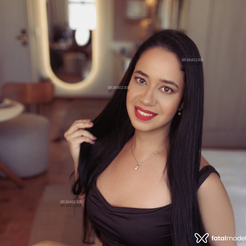 Acompanhante Lauren Valverde - Feed