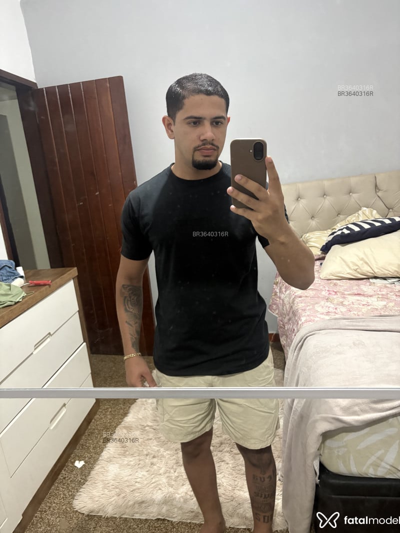 Acompanhante Gustavo - Feed