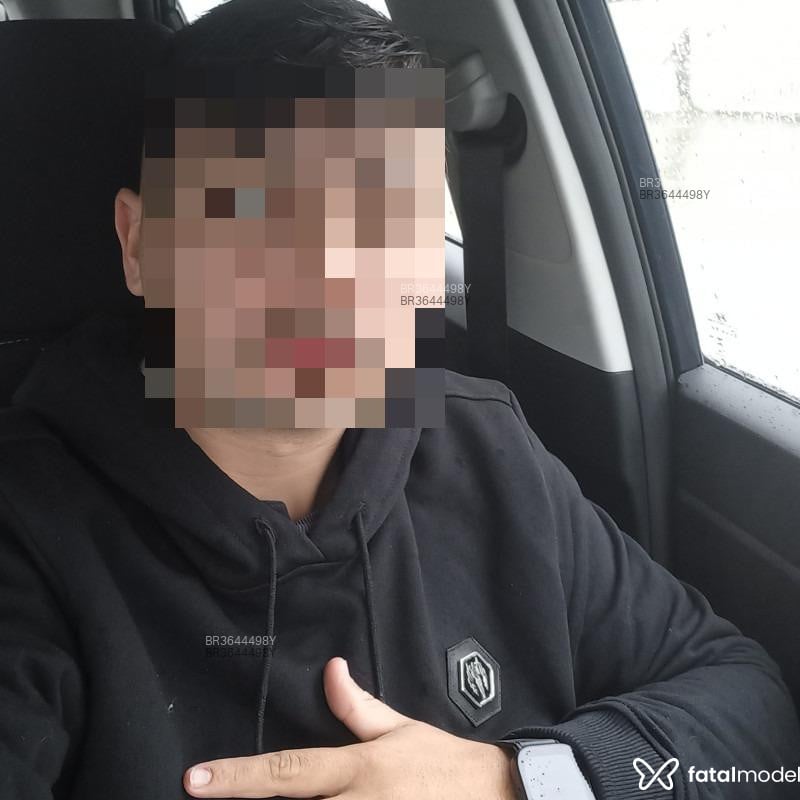 Acompanhante Felpi Nk - Feed