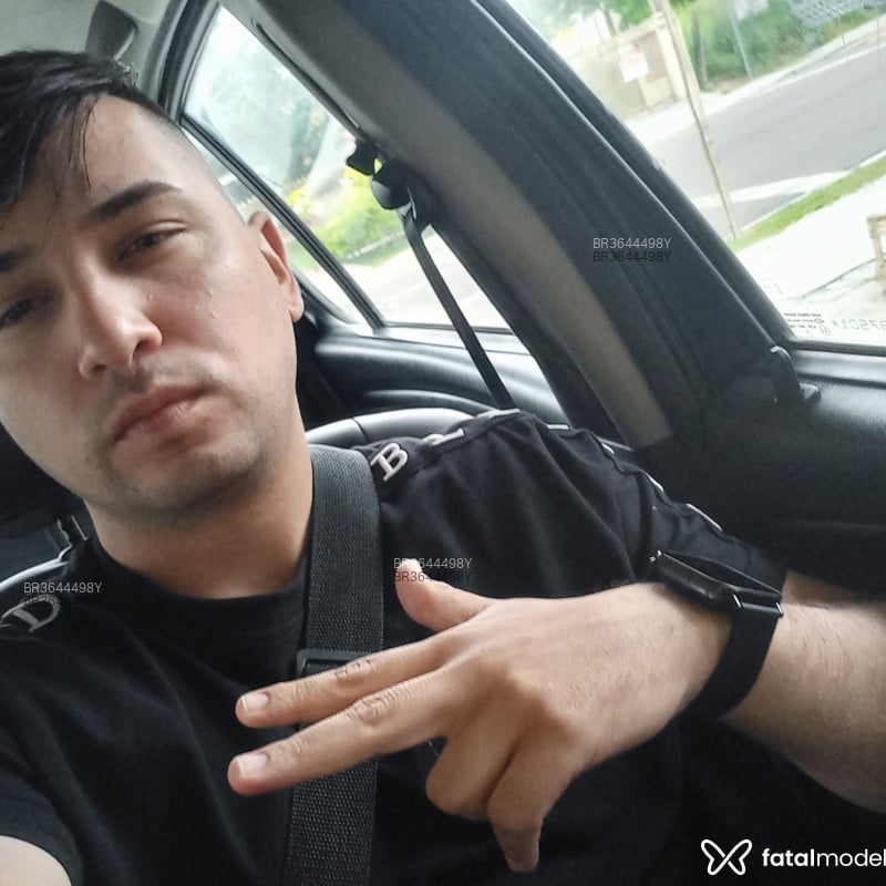 Acompanhante Felpi Nk - Feed