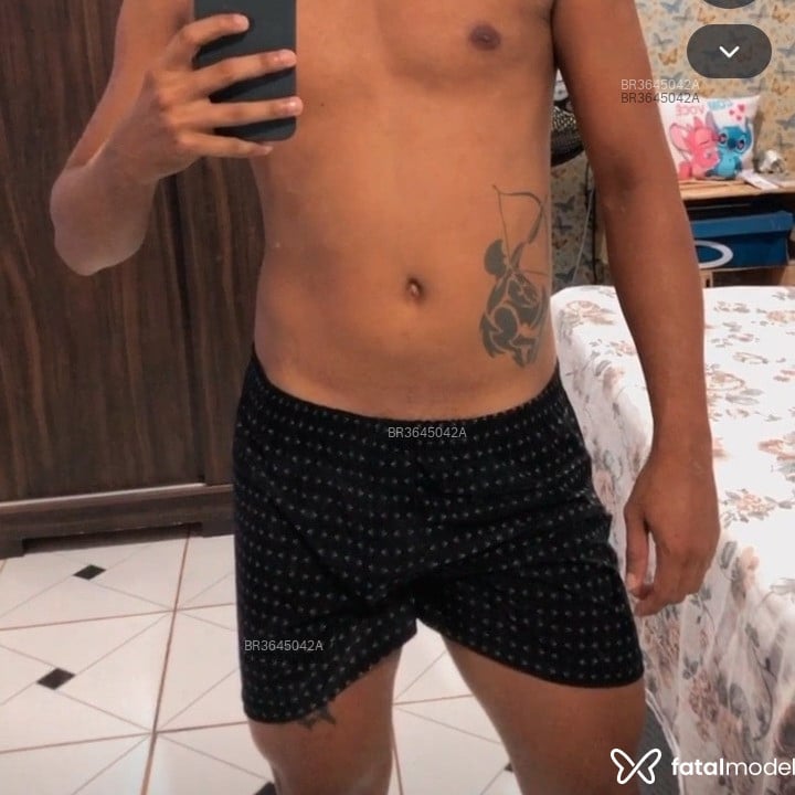 Acompanhante Yogo Victoriny - Feed