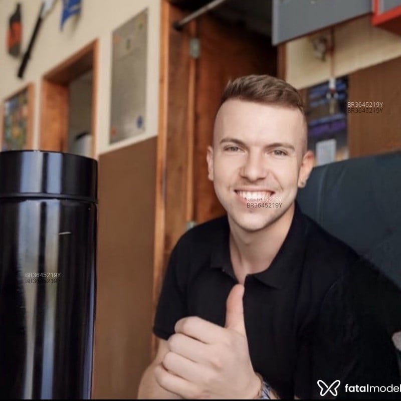 Acompanhante Mateo Blazck - Feed