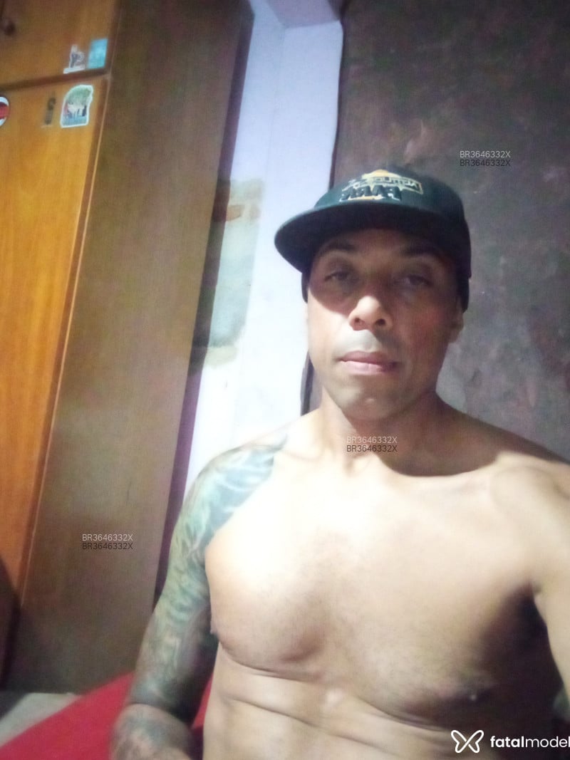 Acompanhante Adilson - Feed
