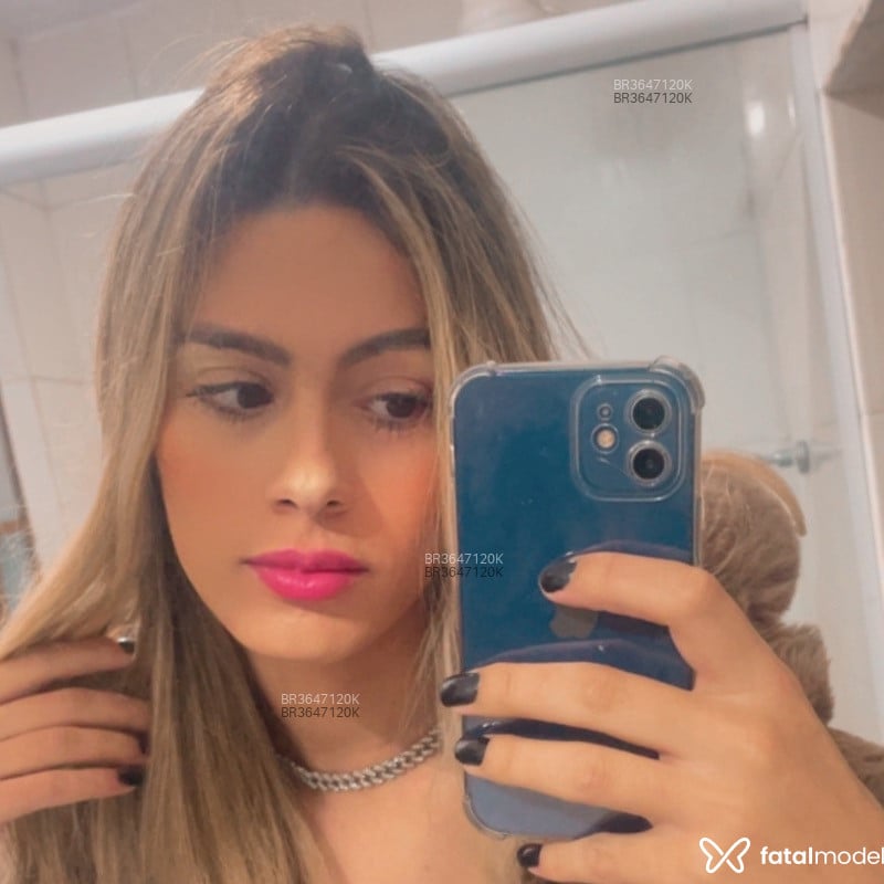 Acompanhante Larissa Ster - Feed