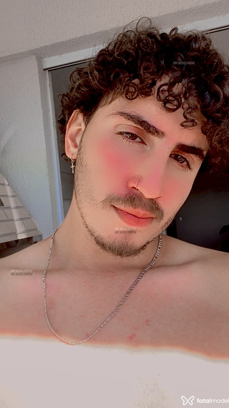 Acompanhante Felipe - Feed
