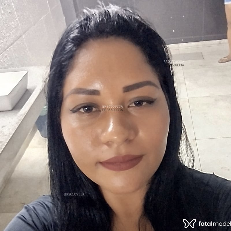 Acompanhante Dienyfe - Feed
