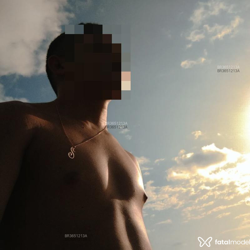 Acompanhante Carlos Henrique - Feed