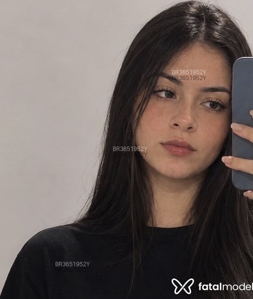 Acompanhante Jenyfer - Feed