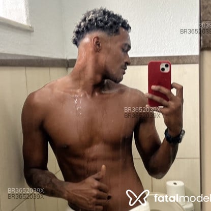 Acompanhante Dede Oliveira - Feed