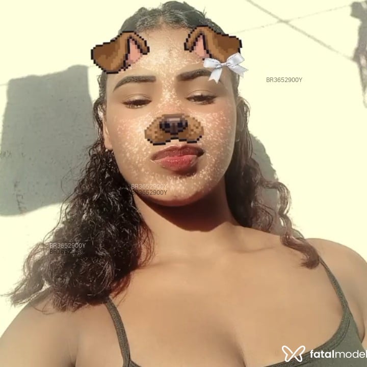 Acompanhante Talita - Feed