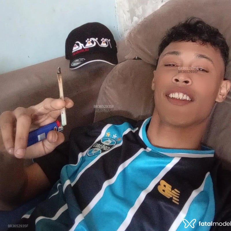 Acompanhante Moreninho - Feed