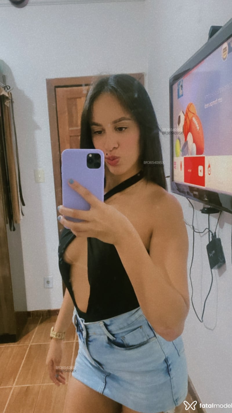 Acompanhante Endyo - Feed