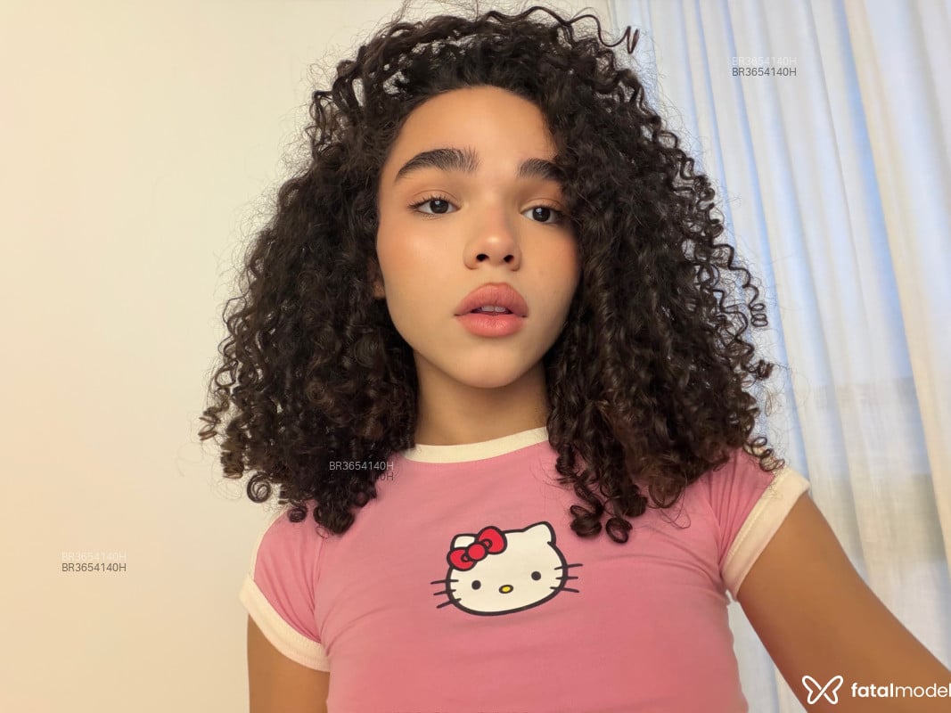 Acompanhante Dolls Maffe - Feed