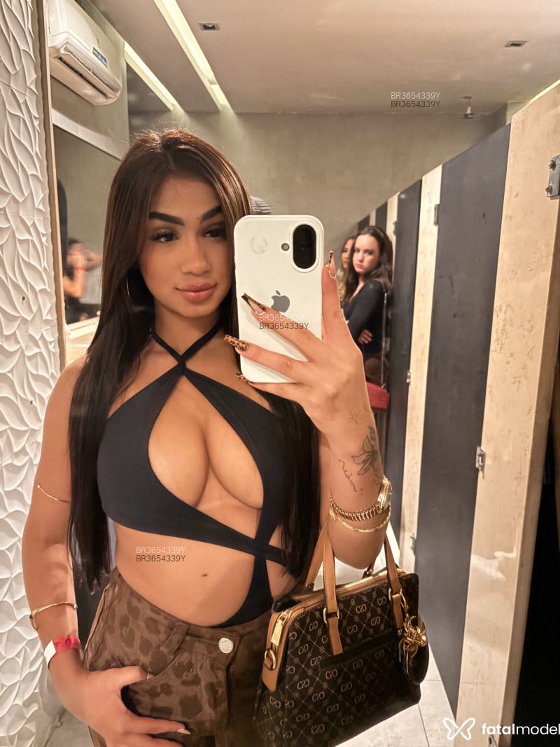 Acompanhante Myrellinha - Feed