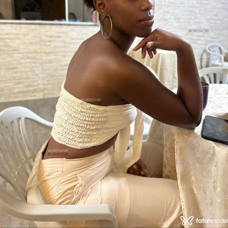 Acompanhante Karina Santos - Feed