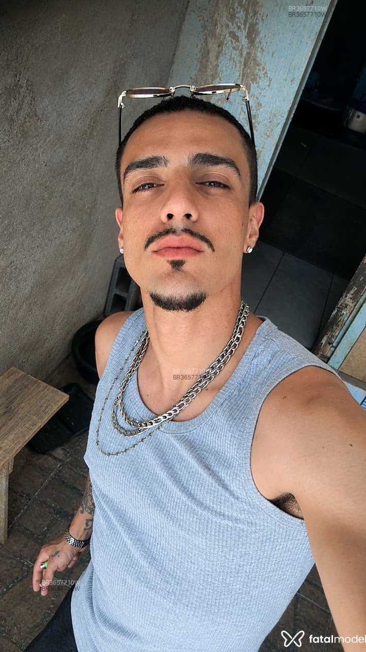 Acompanhante Jonatas - Feed